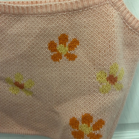 Emory Park Pink and Flower Knit Crop Top, Sz L - Picture 2 of 7
